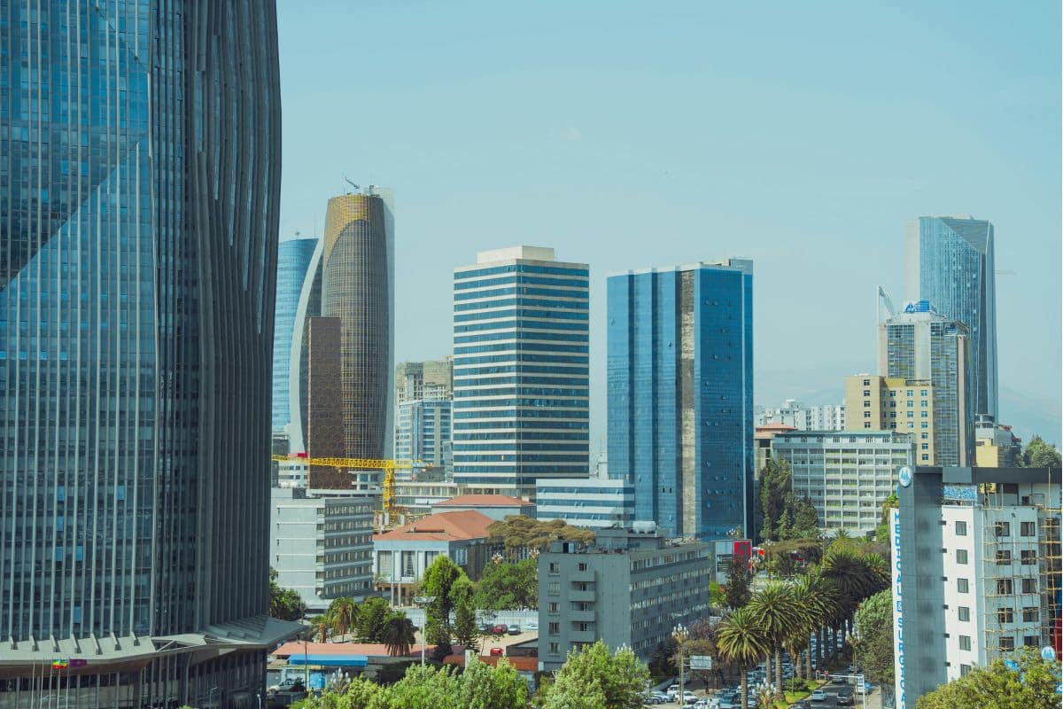 tecnologie rapporto città ambiente