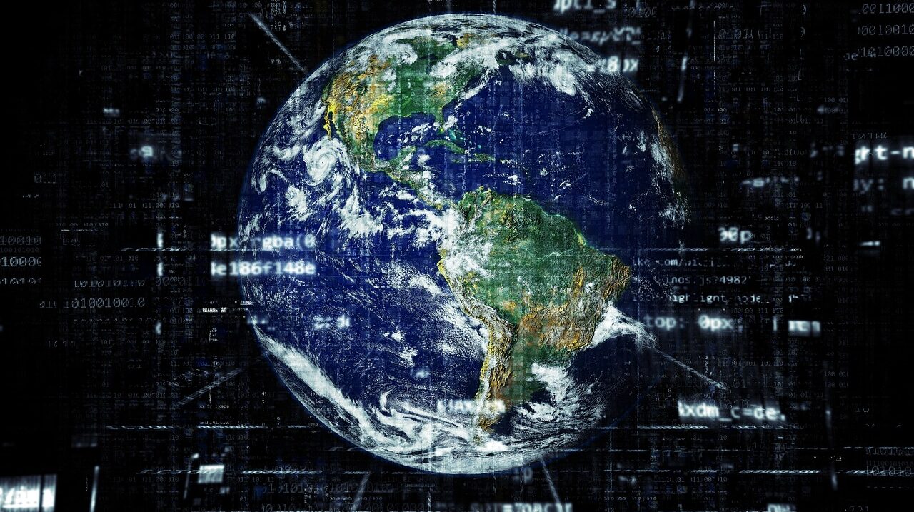 earth-2254769_1280