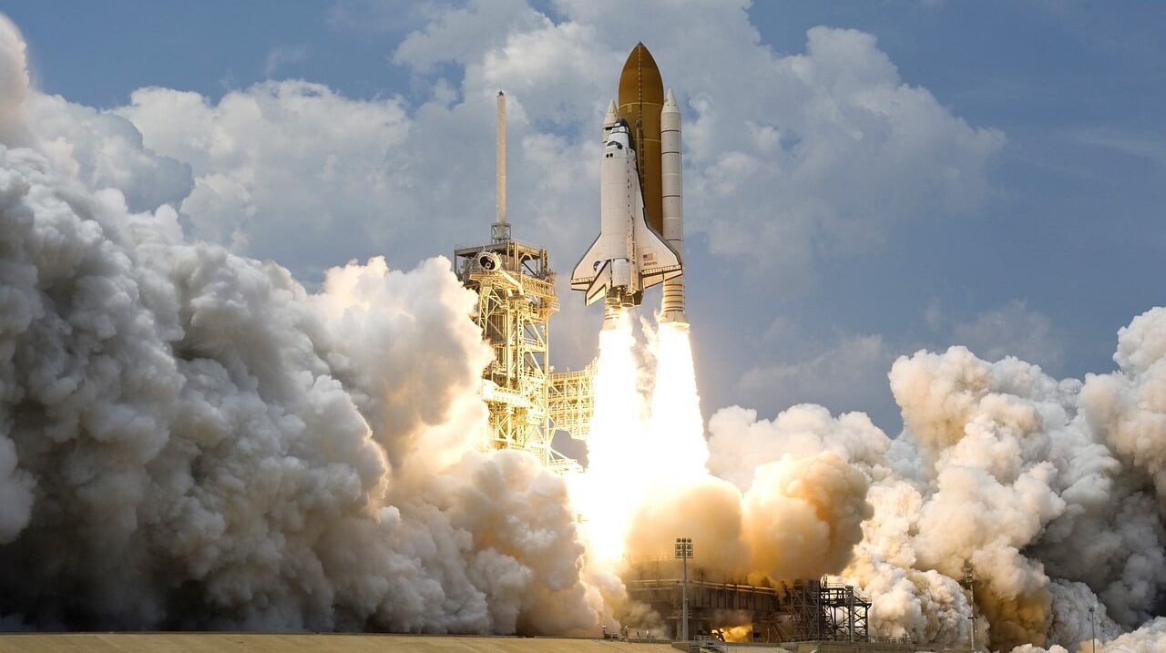 rocket-launch-67643_1280